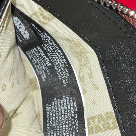 NWT Loungefly Star Wars Wallet - Picture 9 of 11